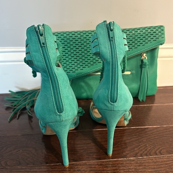 🔥 👠 New!!! Lace up highheel with zipper close. - Picture 3 of 6